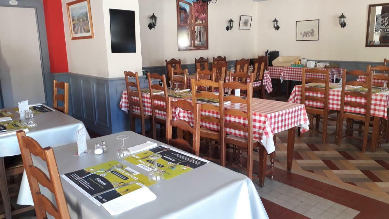 Hotel Gites Des Touristes Vollore-Montagne ภายนอก รูปภาพ